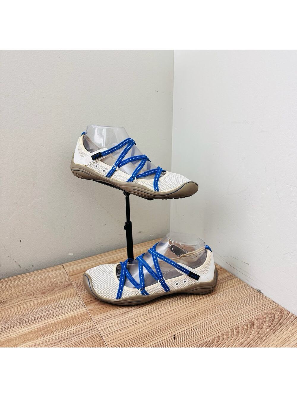 Jambu J-41 vegan barefoot design shoes Cream And Blue Size 7